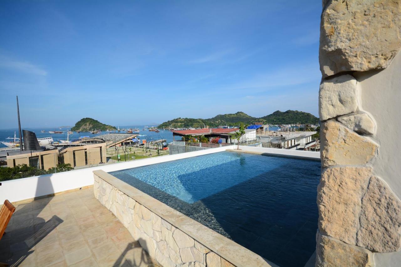 Harbour Komodo Hotel Labuan Bajo Ngoại thất bức ảnh