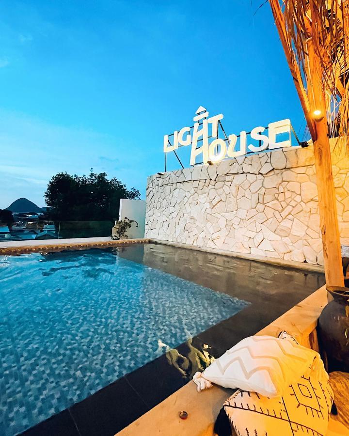 Harbour Komodo Hotel Labuan Bajo Ngoại thất bức ảnh